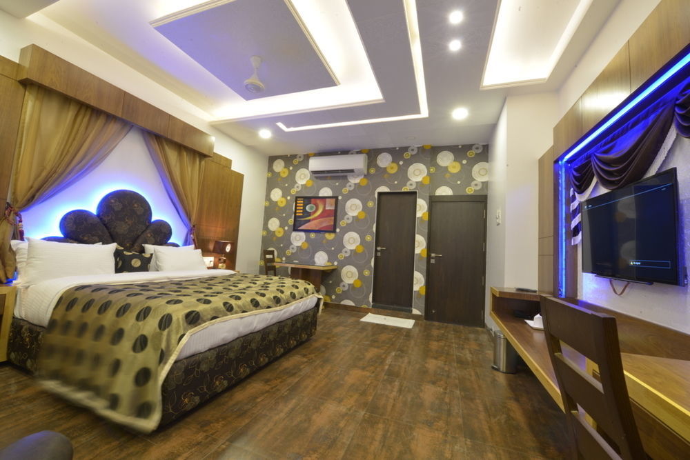 Hotel Jp International Aurangabad  Bagian luar foto