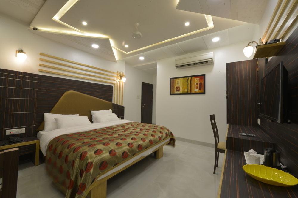 Hotel Jp International Aurangabad  Bagian luar foto